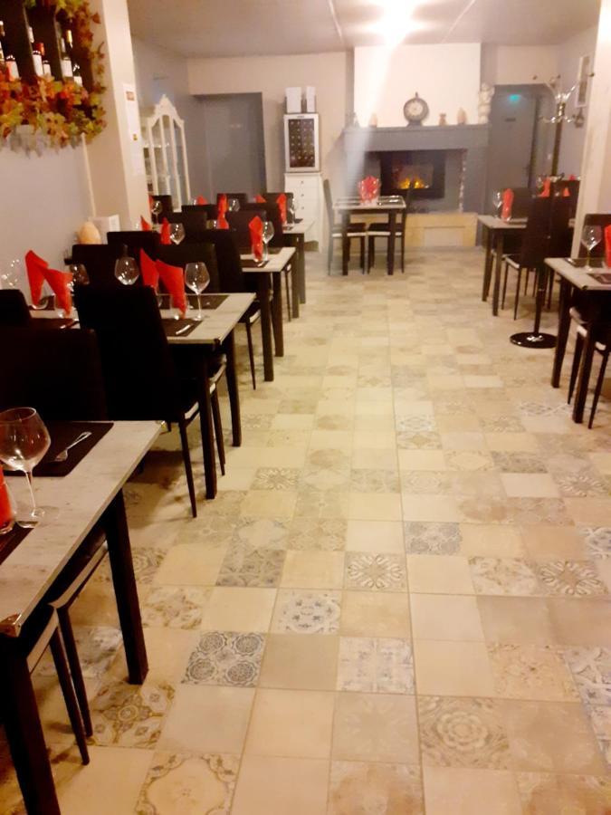 Hotel Le Kamelia Саль Екстер'єр фото